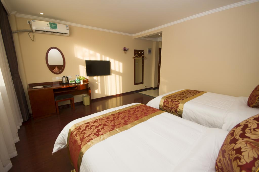 Greentree Inn Hainan Haikou East Train Station East Fengxiang Road Business Hotel Eksteriør billede